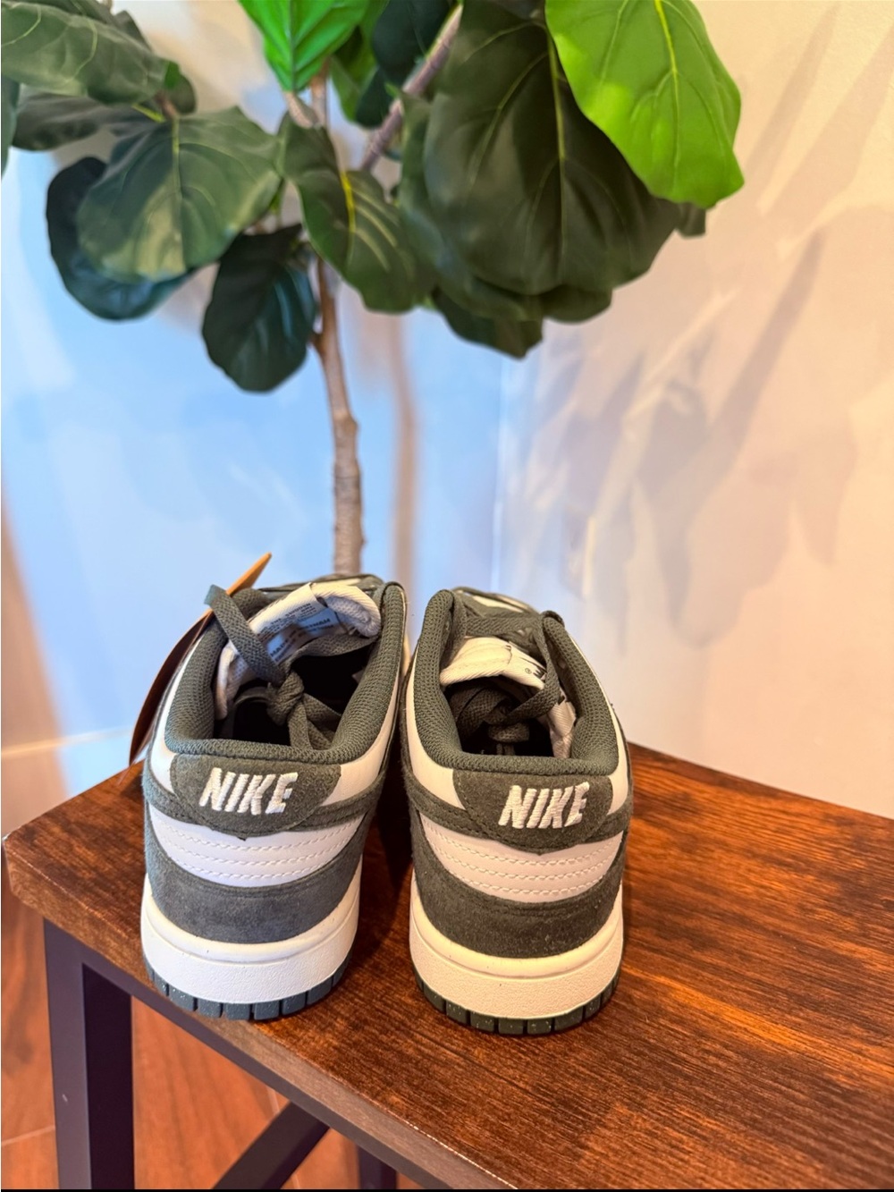 Nike • Women’s Next Nature Vintage Green Low Dunk Sneakers 7.5 NWT - Picture 9 of 11